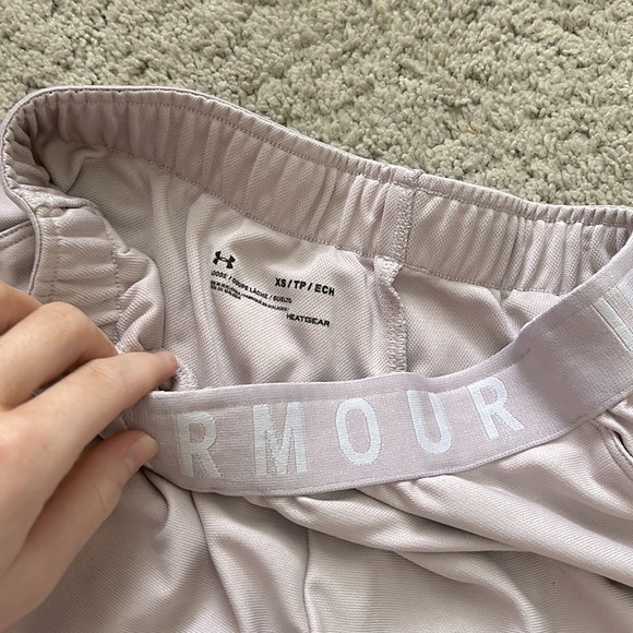 UA shorts - Picture 4 of 4